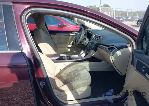 2013 Ford Fusion Se z USA, uszkodzony, nr VIN 3FA6P0HR6DR266160